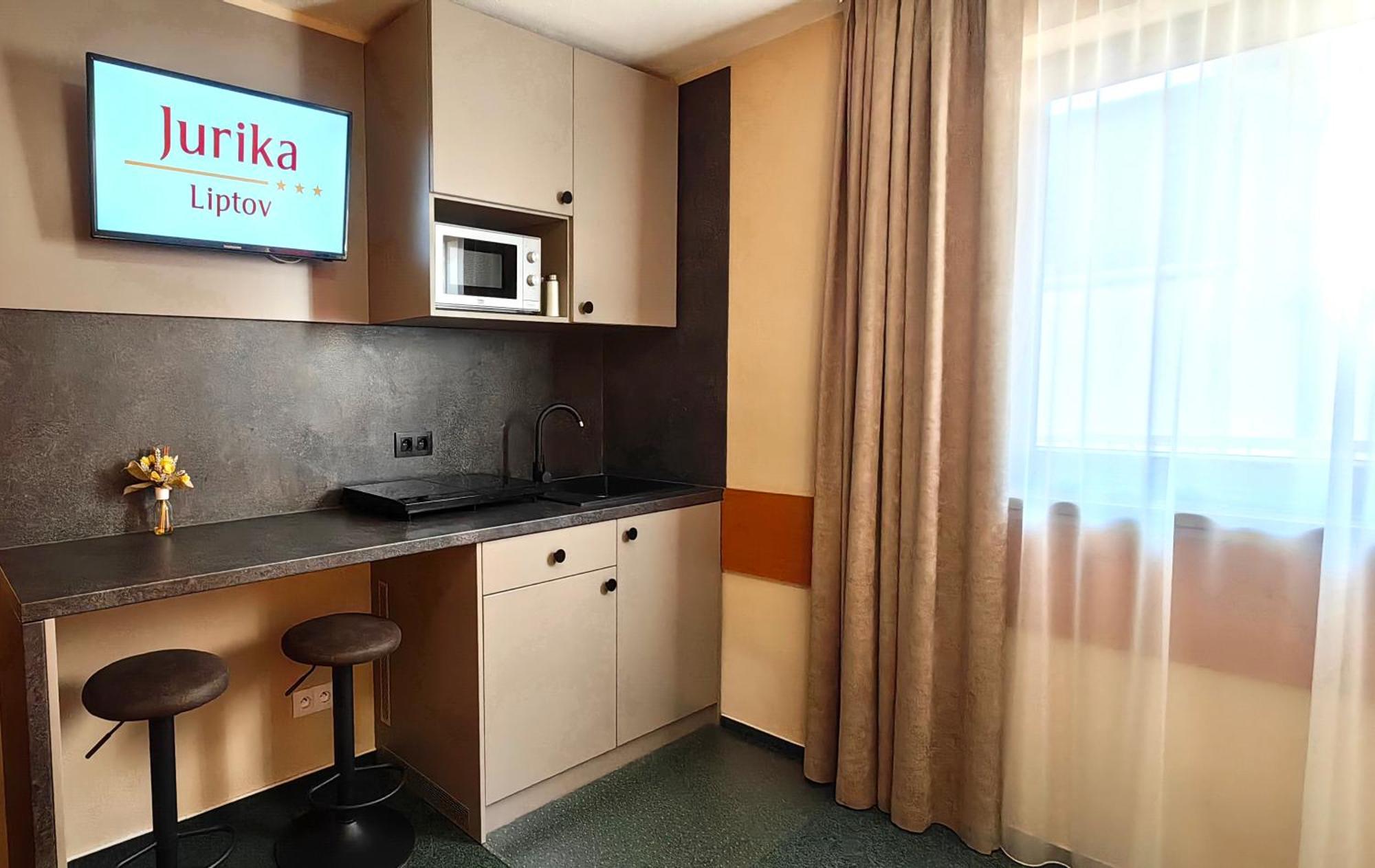 Jurika Liptov Aparthotel Liptovský Mikuláš Exteriör bild